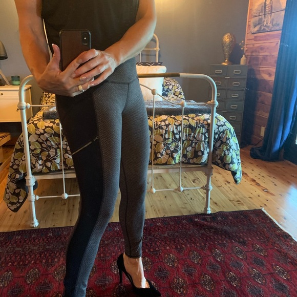 Athleta tights